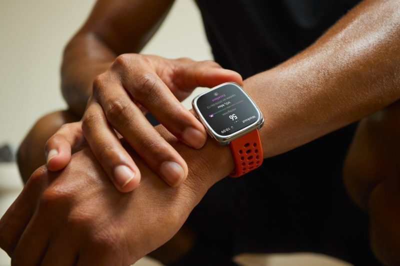 เปิดตัว Amazfit Active 2 Square สมาร์ทวอชท์ตัวเก่งมีสไตล์