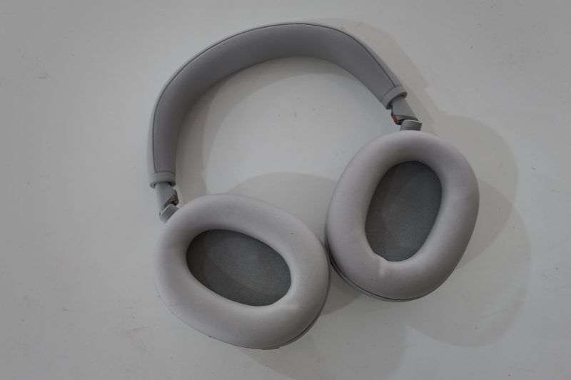 ช่องโหว่ชิป กระทบหูฟังแบรนด์ดังทั่วโลก เสี่ยงถูกโจมตีผ่าน Bluetooth โดยไม่ต้อง Authentication