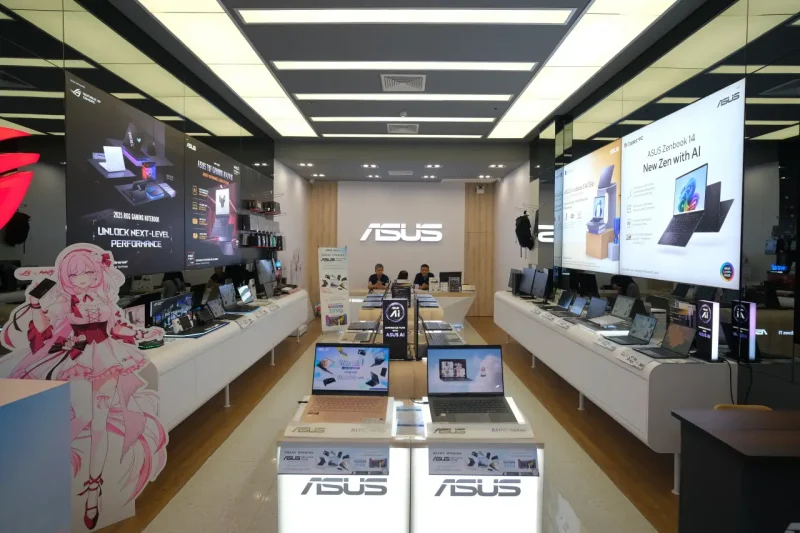 ASUS เปิดแฟลกชิปแห่งที่ 9 ที่แฟชั่นไอส์แลนด์: รวม Gadget สุดล้ำ ตอบโจทย์คนกรุงเทพฯ ตะวันออก!