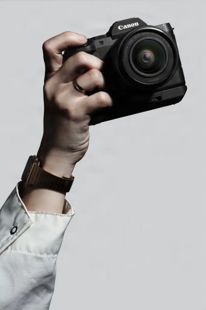 Canon เปิดตัว EOS R8 Mark II กล้องฟูลเฟรม 24.2MP เพิ่ม IBIS สูงสุด 7.5 สต็อป ถ่ายรัว 40fps พร้อมวิดีโอ 4K 60p จาก 6K Oversampling
