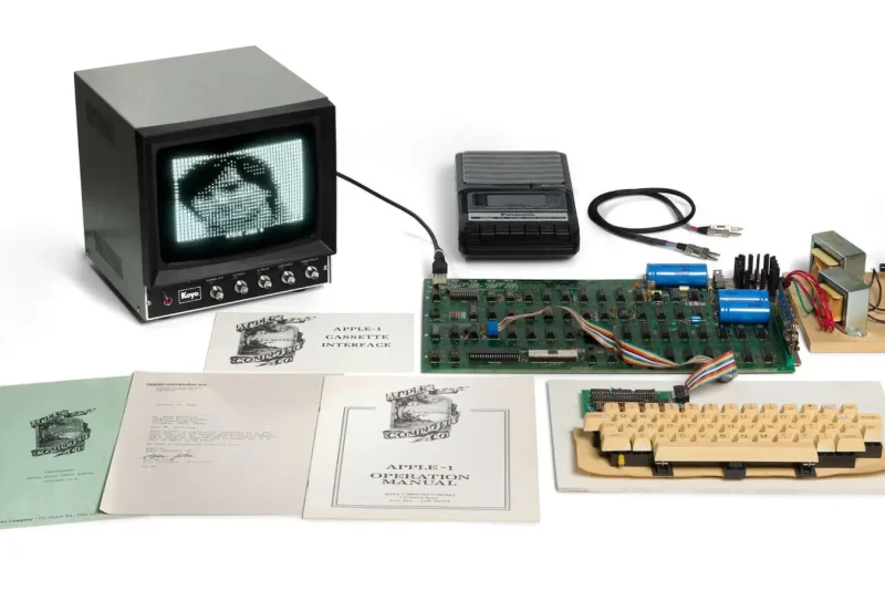 Apple-1 รุ่นหายากพร้อมลายเซ็น Steve Wozniak เตรียมประมูล คาดแตะ 800,000 ดอลลาร์