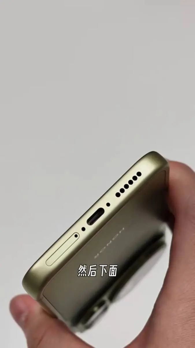 คลิปเครื่องจริง HONOR Magic9 Pro Max หลุดก่อนเปิดตัว เผยดีไซน์กล้องใหม่ กล้องคู่ 200MP ขอบจอ 1 มม. และปุ่ม AI ด้านข้าง