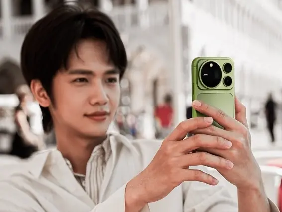 HONOR Magic9 Pro Max โชว์ตัวจริงครั้งแรกในงาน Venice Film Festival พร้อมสี Moss Green โมดูลกล้องดีไซน์ใหม่ และความร่วมมือกับ ARRI