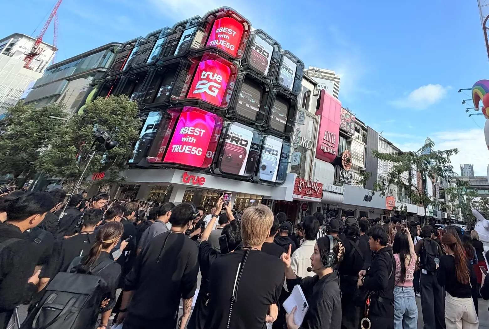 True5G เริ่มส่งมอบ iPhone 18 Pro และ Pro Max ด้วยโดรน 5 จุดในกรุงเทพฯ พร้อมส่วนลดรวมสูงสุด 27,700 บาท และโปรน่าล็อก True Value Care