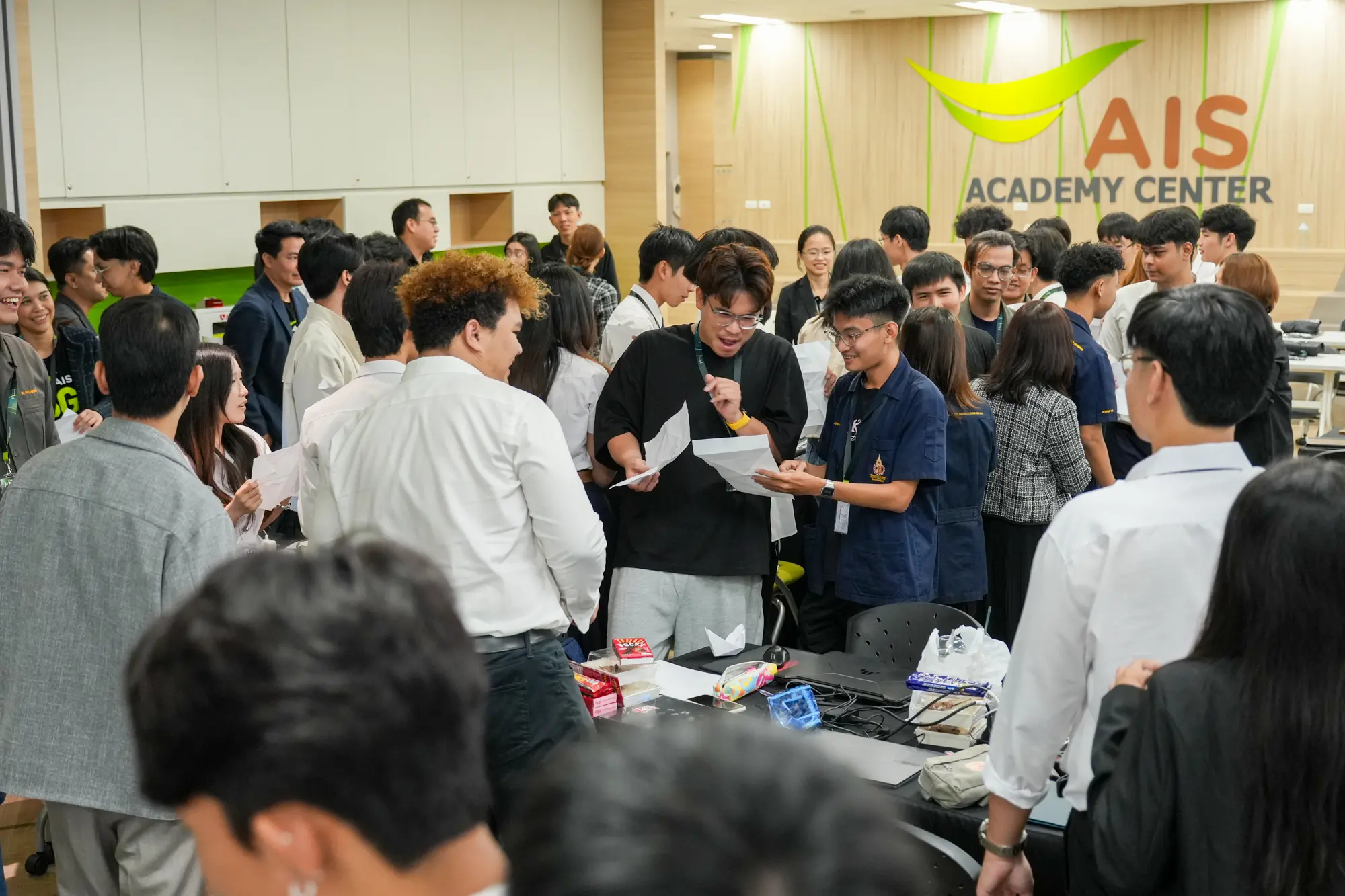 AIS Academy เผย 10 ทีมสุดท้าย JUMP THAILAND HACKATHON 2026 จาก 603 ทีมทั่วประเทศ ชูไอเดีย AI เพื่ออนาคตการศึกษาไทย