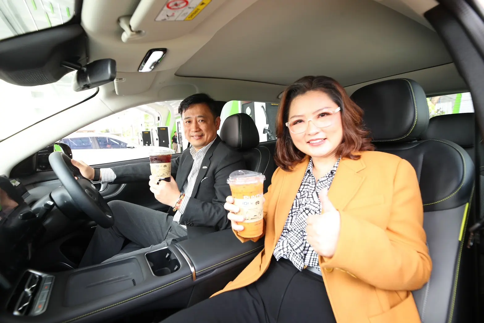 CHANGAN NEVO จับมือ PUNTHAI COFFEE จัดแคมเปญ Taste Your Smart Drive แจกเครื่องดื่ม 30,000 แก้ว พร้อมทดลองขับ NEVO Q05 ลุ้นดื่มฟรี 1 ปี