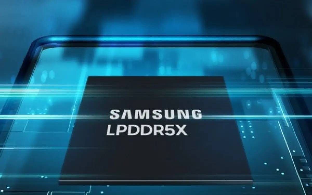 มีรายงานว่า Samsung เตรียมเพิ่มการจ้างผลิต DDR5 จากพันธมิตรภายนอก เพื่อคืนกำลังการผลิตภายในสำหรับชิป HBM ที่ตลาด AI ต้องการสูง