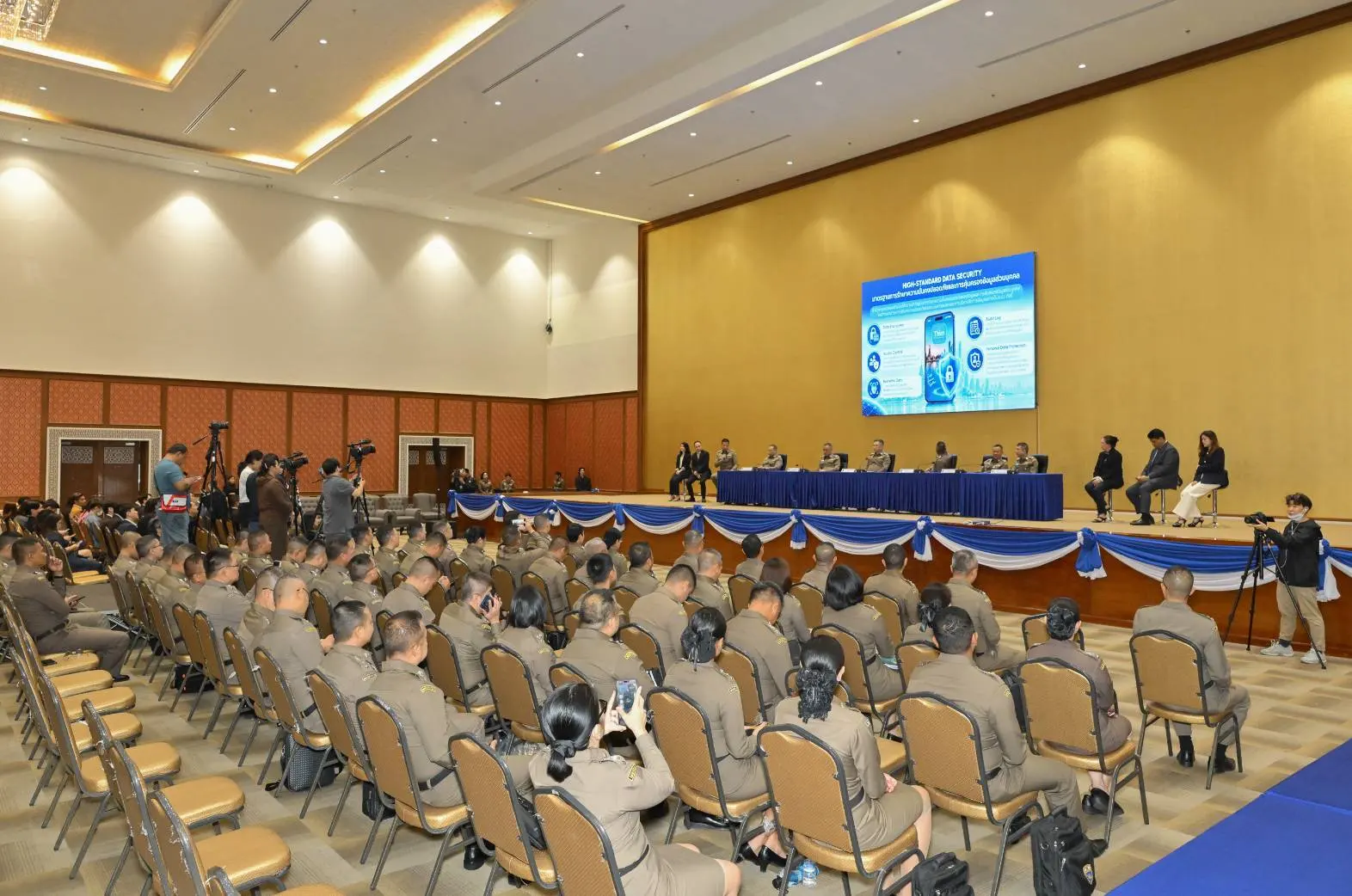 สตม. เปิดตัวแอป THIM หรือ Thai Immigration Application สู่ Digital Gateway สำหรับชาวต่างชาติ รองรับ TDAC พร้อมเตรียมเพิ่ม Visa Extension และรายงานตัว 90 วัน