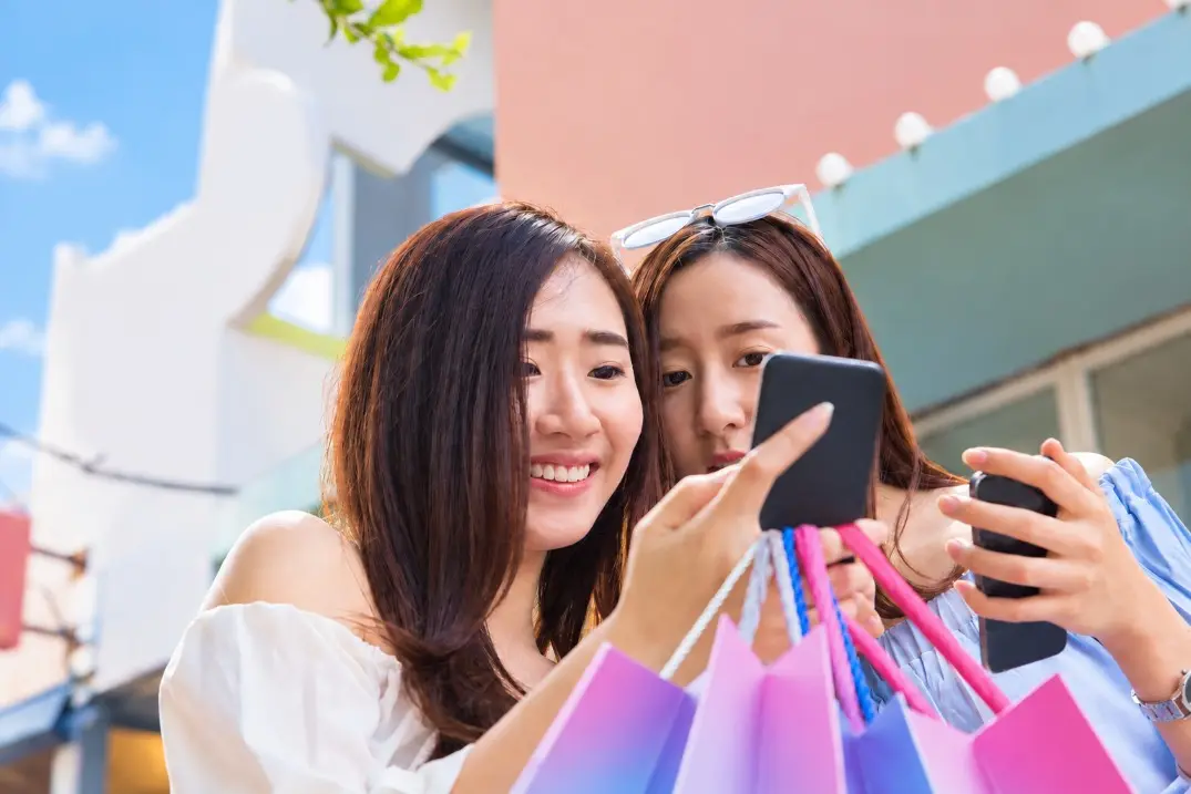 Lazada เจาะพฤติกรรมเบื้องหลังสินค้าลิมิเต็ดและ Limited Drop ผ่าน FOMO, Social Signaling และ Effort Justification พร้อมตัวอย่างคอลเลกชันที่ Sold Out อย่างรวดเร็ว