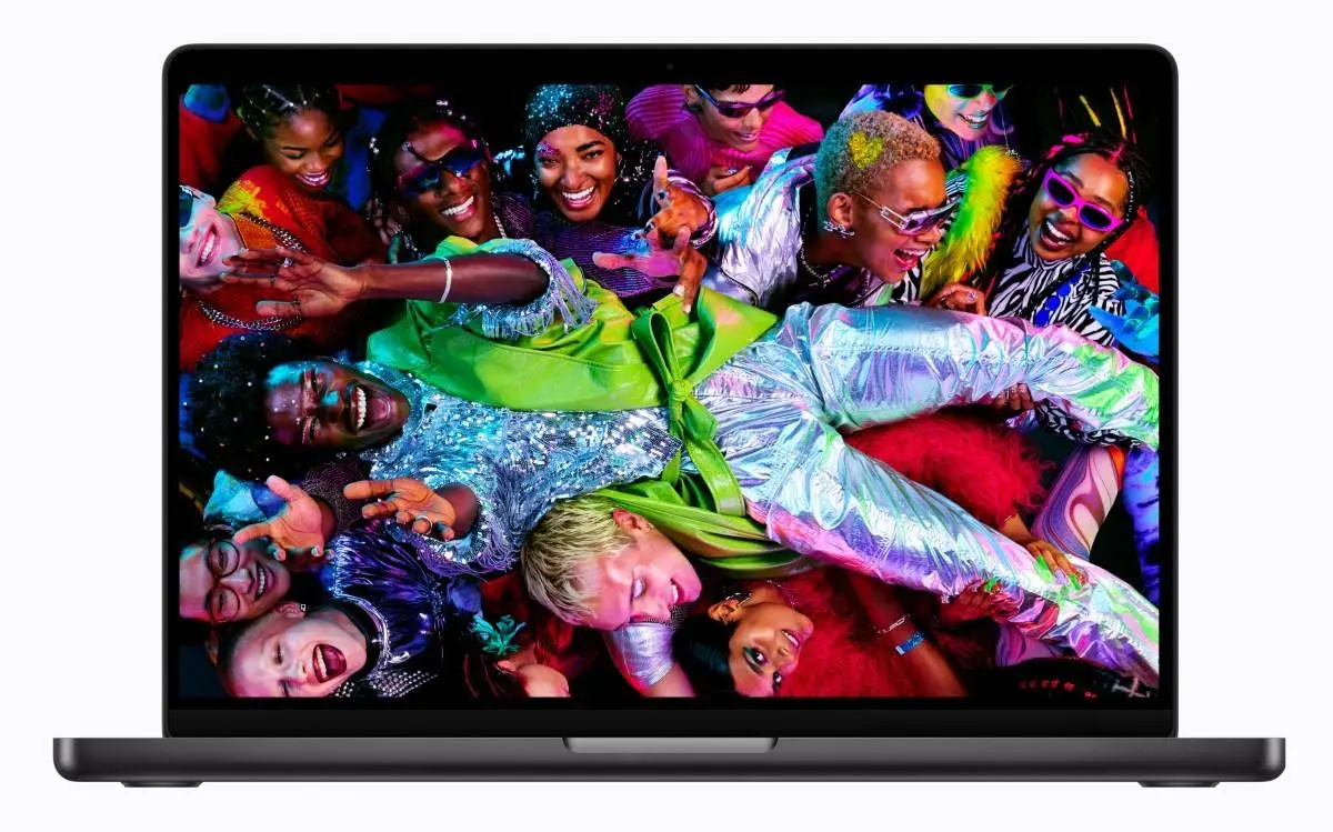 macOS 27.2 Beta 3 เพิ่มแอนิเมชันกดค้างบน Dock คล้าย iPhone จุดกระแส MacBook จอสัมผัส OLED ที่ลือว่าจะมาในเดือนตุลาคมหรือพฤศจิกายน