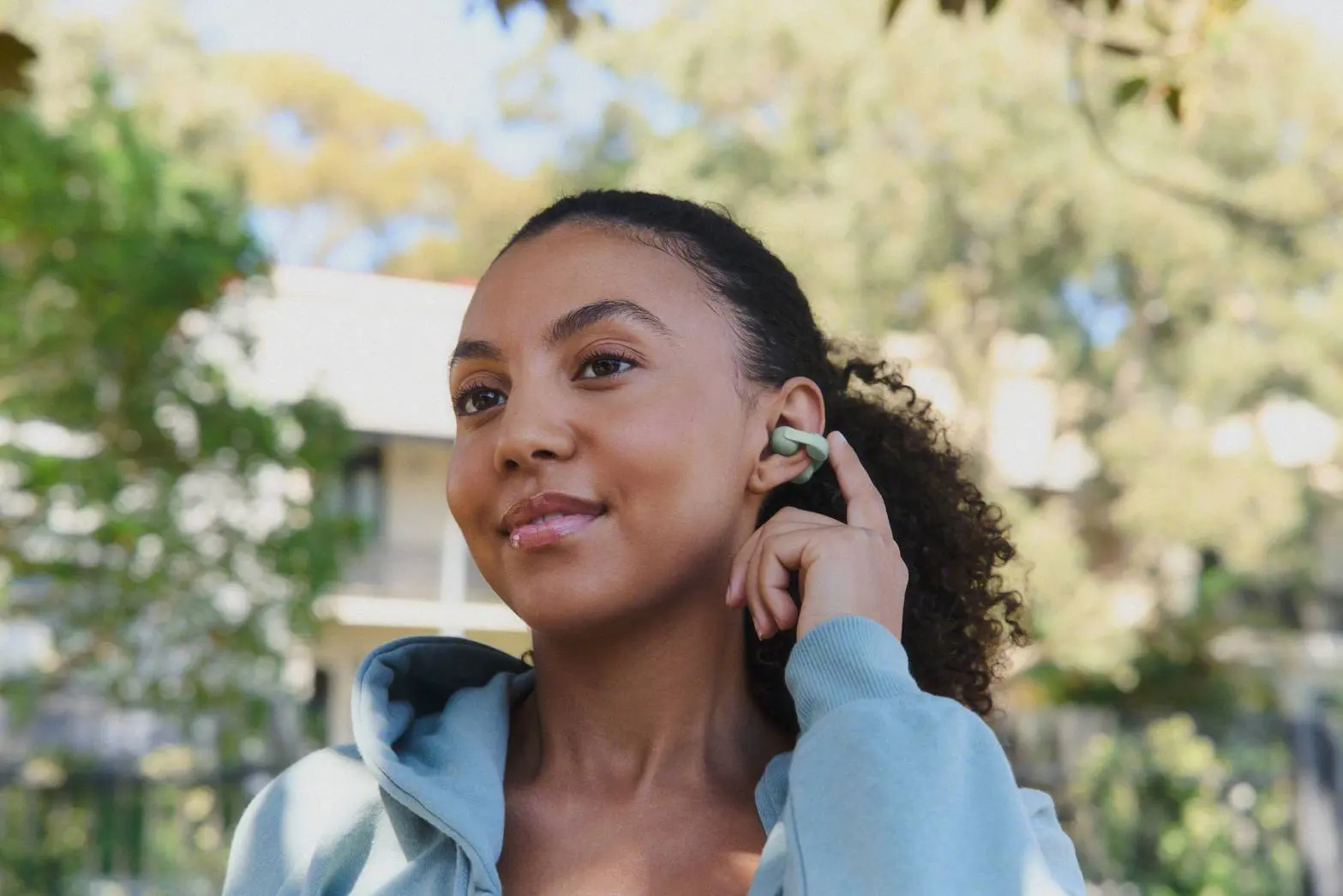 Sony LinkBuds Clip พาส่อง 3 เทรนด์ Active Lifestyle ของคนรุ่นใหม่ ตั้งแต่ Health Is The New Luxury, Run Club จนถึง Expressive Lifestyle