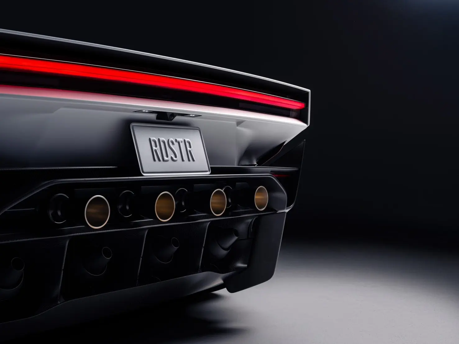 Tesla เผย Roadster คอนเซปต์บินได้ สาธิตยกตัวและหมุนกลางอากาศด้วยหัวขับดันอากาศอัด พร้อมดีไซน์ใหม่และเป้าหมายเริ่มผลิตปี 2028